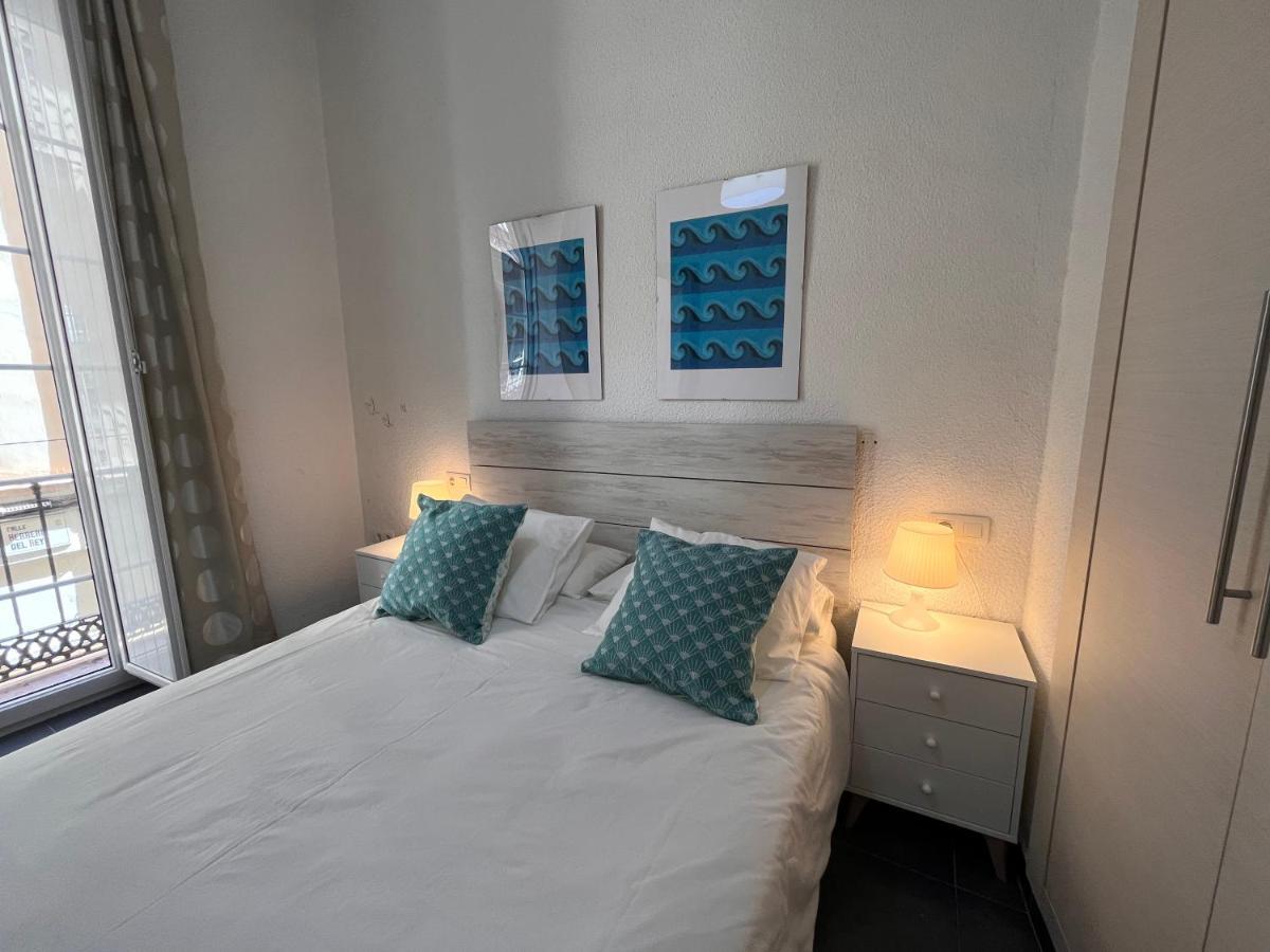 Malaga Centro Catedral Apartment ภายนอก รูปภาพ