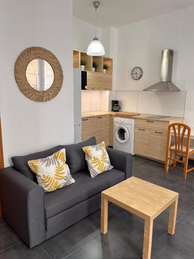 Malaga Centro Catedral Apartment ภายนอก รูปภาพ